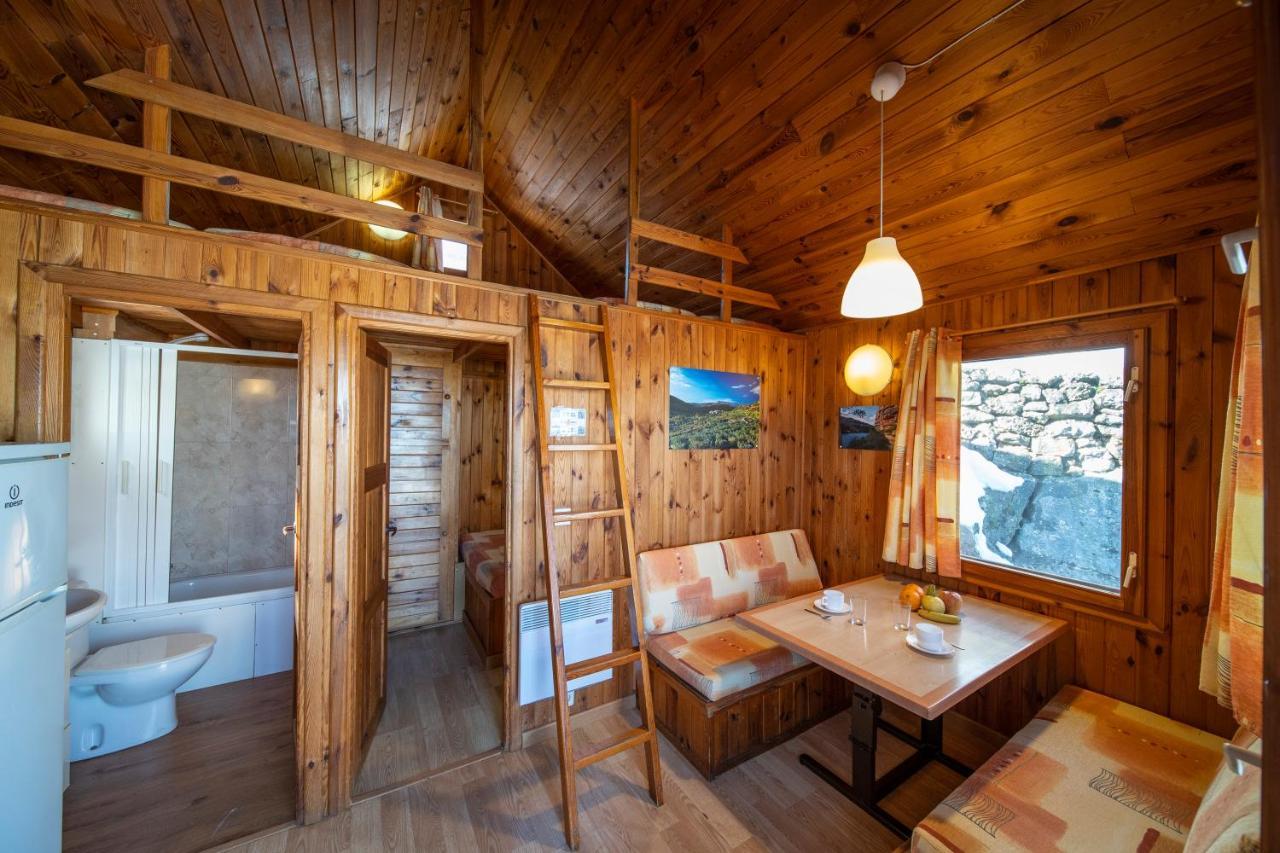 Camping Bungalow Serra De Prades Resort Vilanova de Prades Экстерьер фото