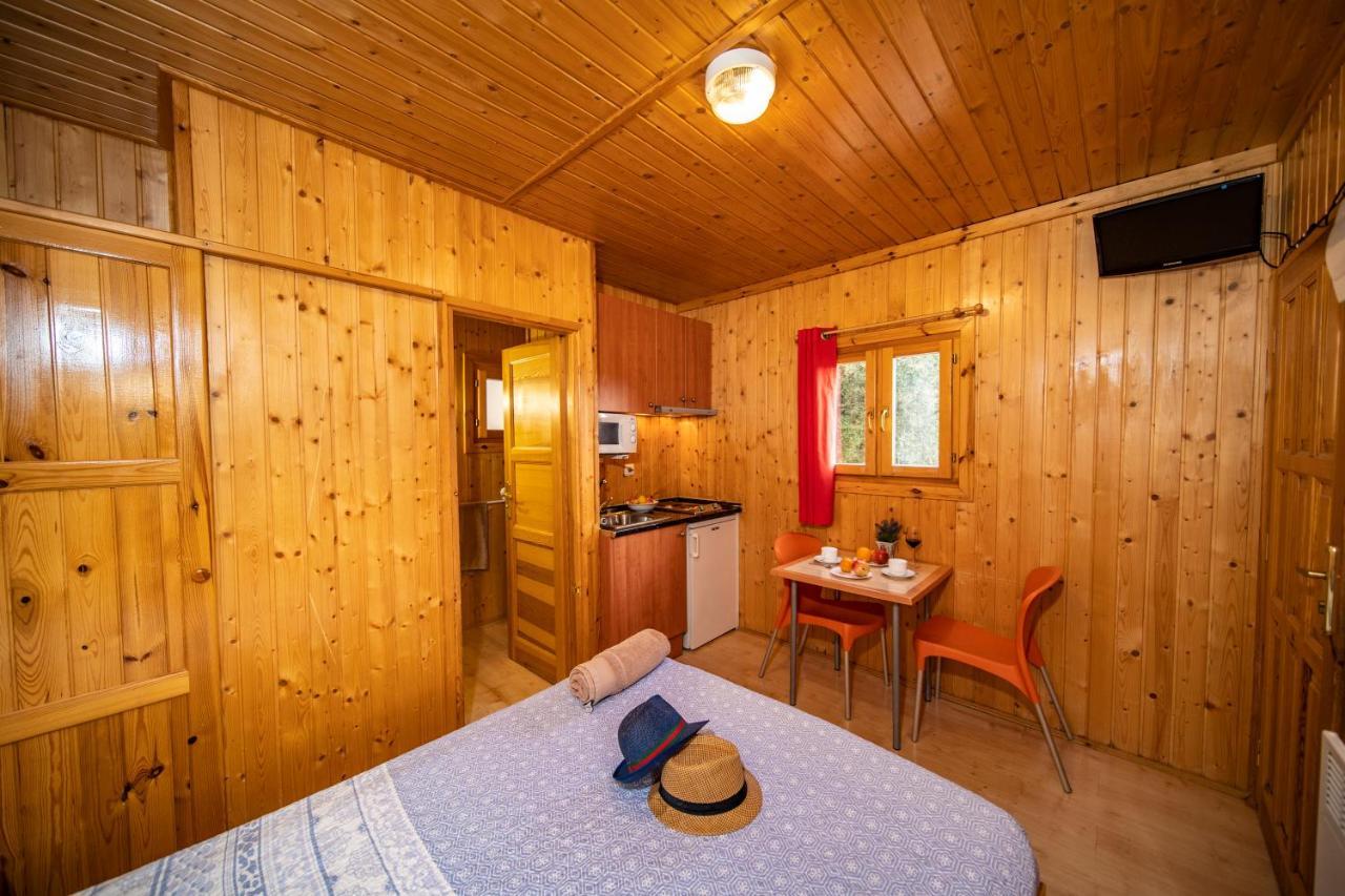 Camping Bungalow Serra De Prades Resort Vilanova de Prades Экстерьер фото