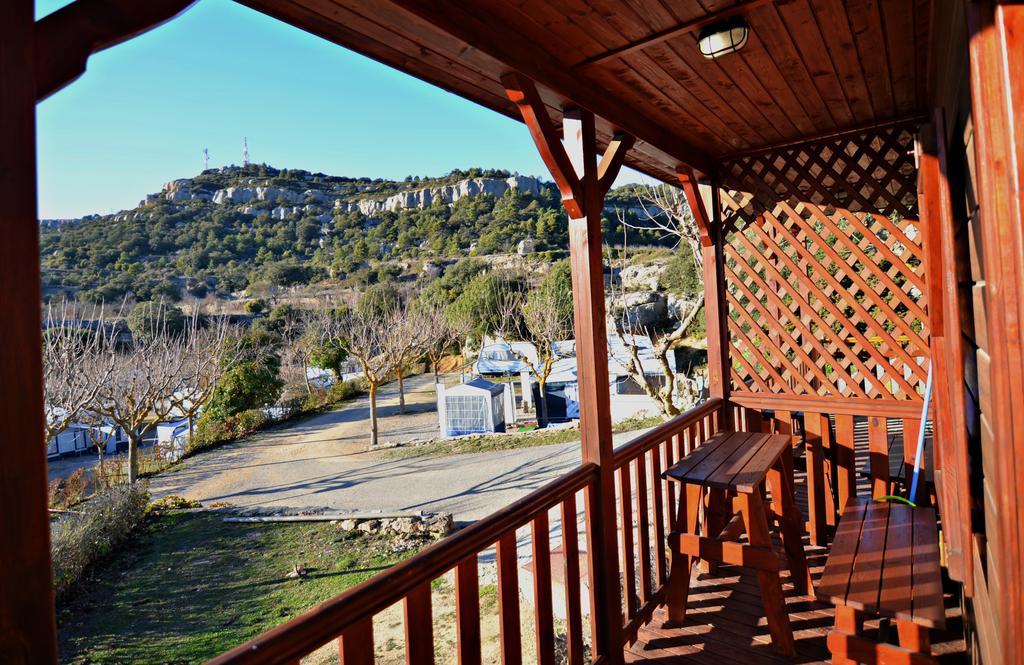 Camping Bungalow Serra De Prades Resort Vilanova de Prades Экстерьер фото