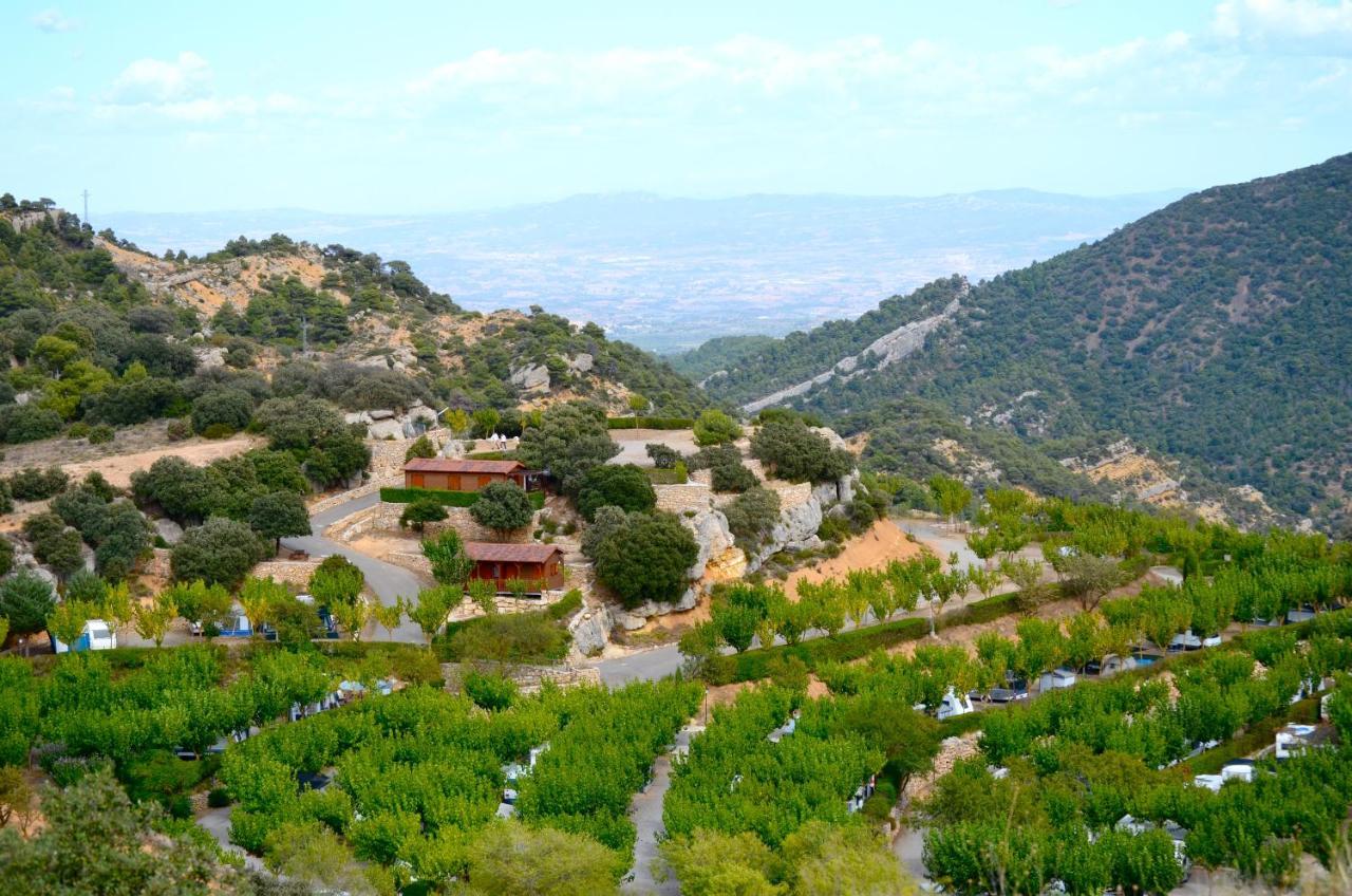 Camping Bungalow Serra De Prades Resort Vilanova de Prades Экстерьер фото